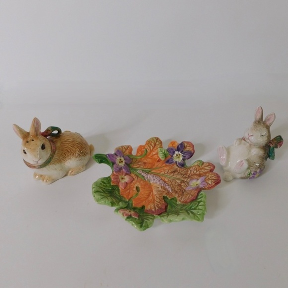 FITZ AND FLOYD Halcyon Bunny Rabbit Salt Pepper Shakers Floral Under Tray Easter - Picture 1 of 12